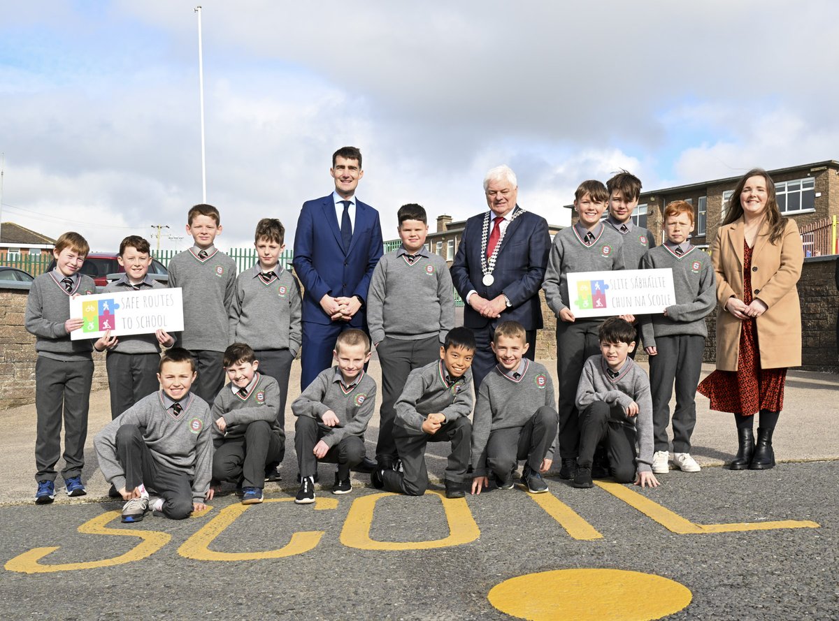 🦺 Great news for #Cobh as Mayor of the County of Cork, Cllr. Frank O'Flynn and Minister of State at the <a href="/Dept_Transport/">An Roinn Iompair - Department of Transport</a> , <a href="/jackfchambers/">Jack Chambers TD</a> TD have officially opened Cobh's newest Safe Route to School project at Scoil Iosaef Naofa Boys National School, St. Mary’s Girls National