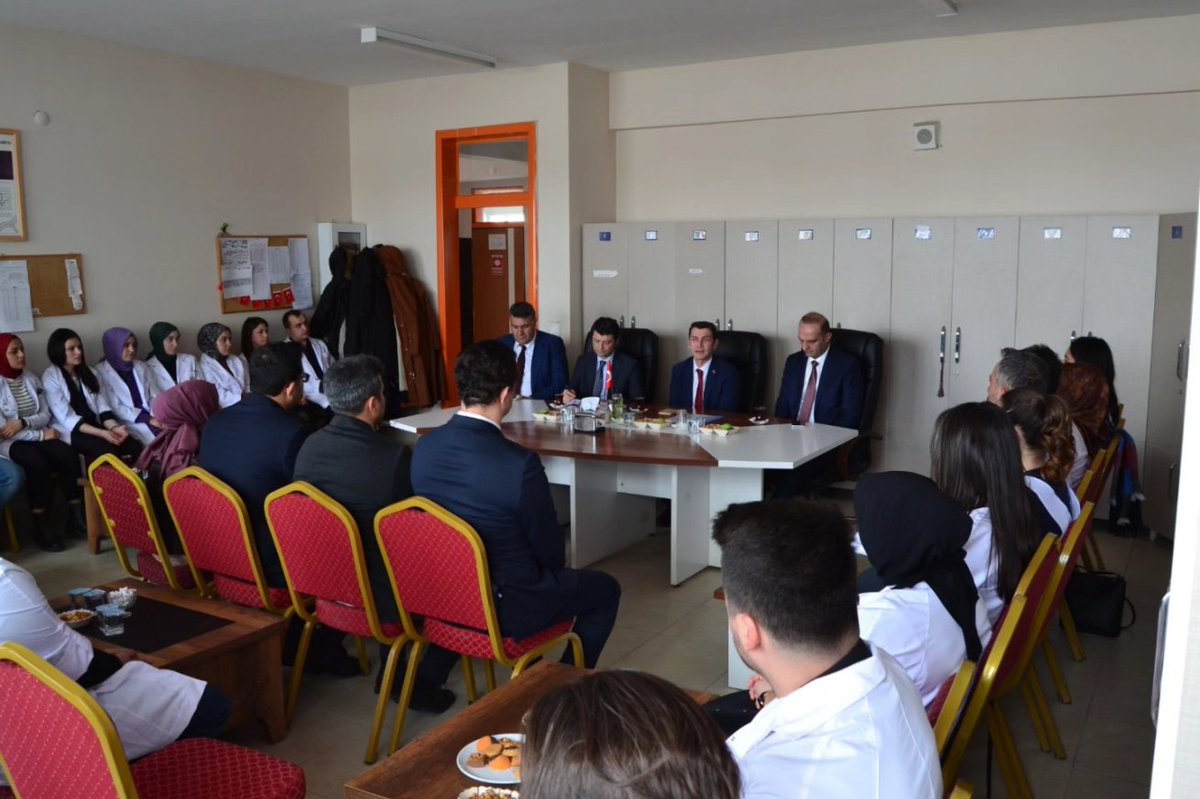 karacobanmem's tweet photo. Yenilik ve Eğitim Teknolojileri Genel Müdürü Sn Mustafa CANLI ve İl Milli Eğitim Müdür Yardımcısı Sn Caner SUNAY İlçemize ziyarette bulundular.@Erzurum_Mem @yakupyildiz024 @MuhlisKARAKURT @bilallyuksel @HalitALAGZ2 https://t.co/rfPQXmZ7M5