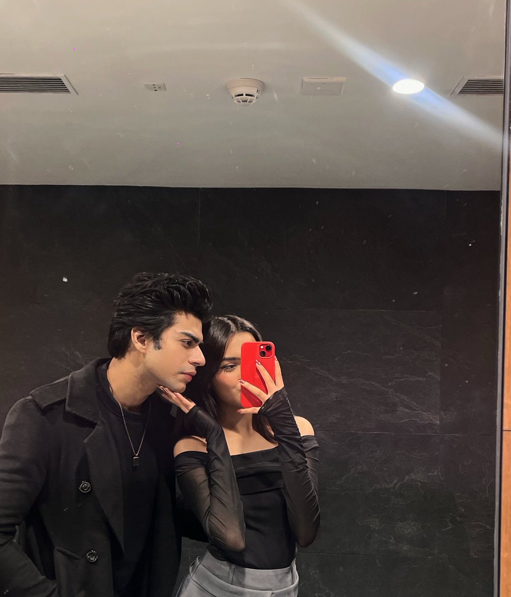 IamSahillll_'s tweet photo. me &amp; loml https://t.co/rK2uIVW2id
