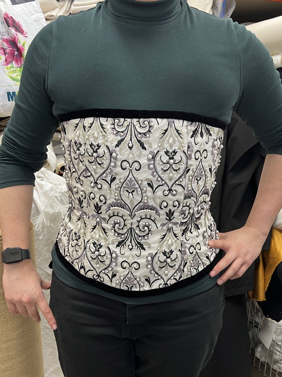kill_costume's tweet photo. Latest addition to my corset collection, it was both exciting and dreadful to work with! https://t.co/tBhzIRHSNL