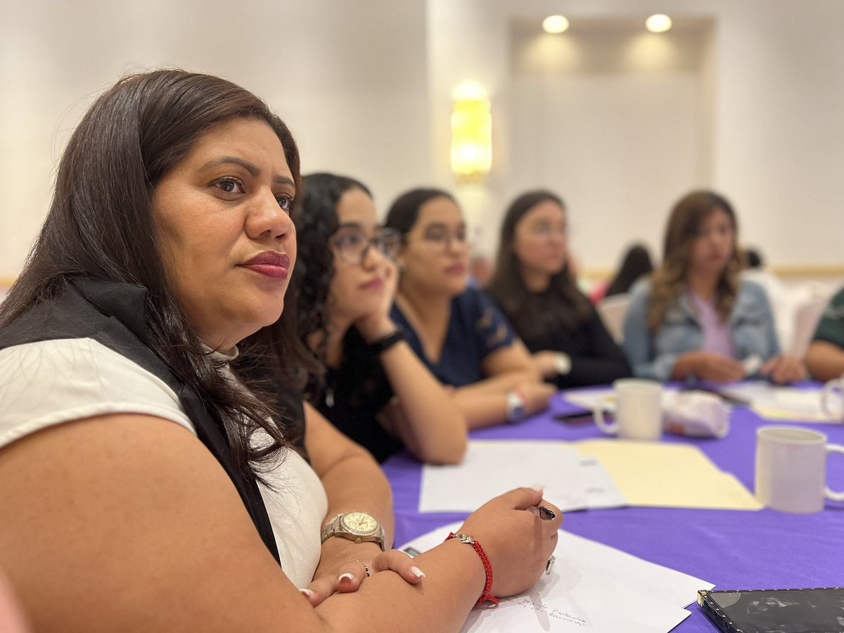 SecMujerLibre's tweet photo. Compartimos una jornada de diálogo y retroalimentación muy enriquecedora con compañeras de nuestro partido, sobre la propuesta del Protocolo para Prevenir, Atender, Sancionar y Erradicar la Violencia Política Contra las Mujeres por Razón de Género del Partido Libre. https://t.co/fqOG4DivXu