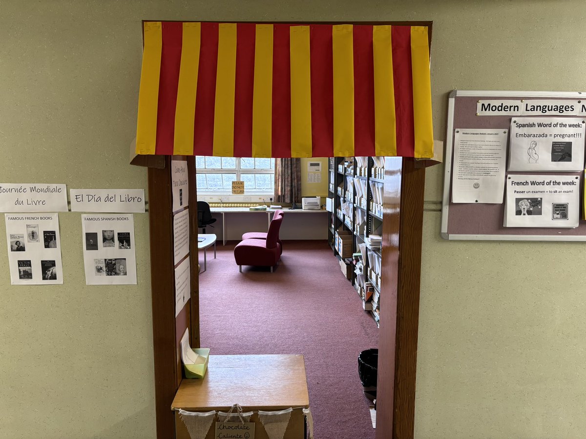 MrMacleod22's tweet photo. World Book Day Door Competition 📚
This year,  we made an interactive hot chocolate stand based on our Advanced Higher Novel “Como Agua Para Chocolate” …and of course we won 🥇 https://t.co/FAufPeqpnQ