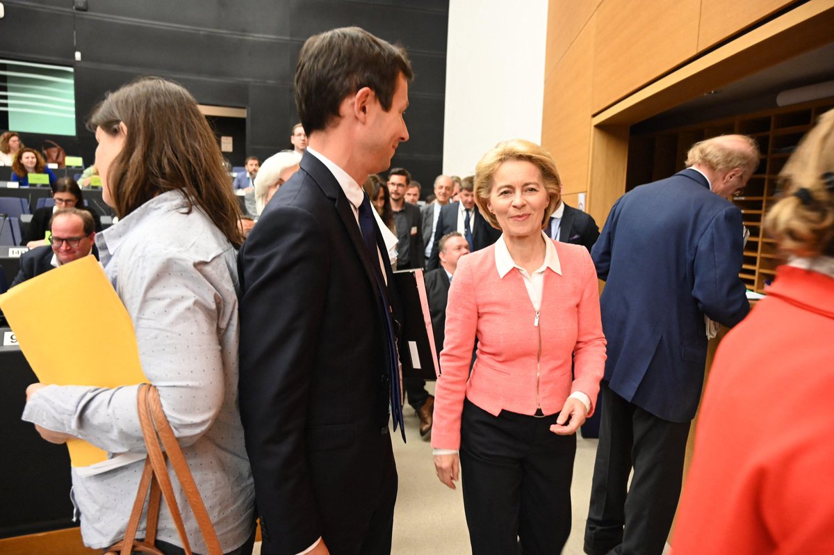 GARCIAJacqueli2's tweet photo. Désolée @fxbellamy  j’apprécie nombre de vos positions, mais si les députés LR @lesRepublicains votent pour @vonderleyen je voterai pour une autre liste.  #Europeennes2024 https://t.co/06UiQyiZCs