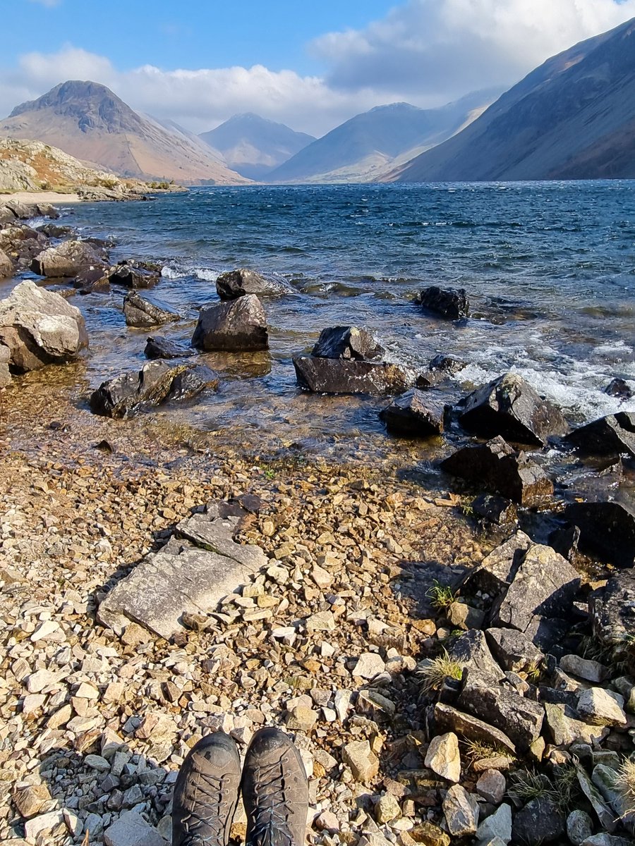 Sometimes it's important just to rest awhile #SitClub #Wastwater #Snowonthetops