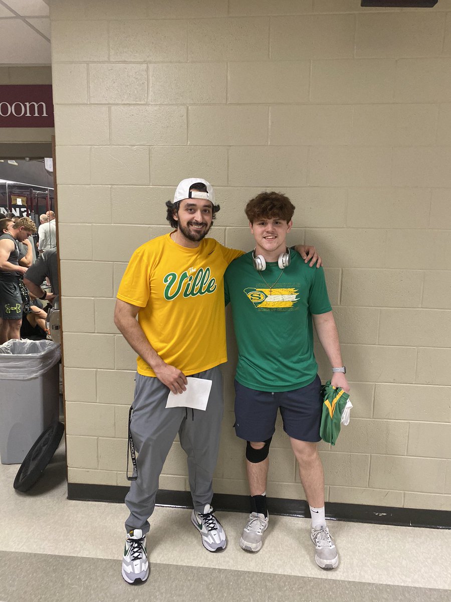 Carlo Jimenez (@coachcarlo62) on Twitter photo Great day at Ashley Ridge for the regional strength meet! <a href="/SummervilleFB/">Summerville Football</a> was well represented, proud of all the players who partook. JV Region Champs & (possibly) Varsity Region Champs. The RB/TE room KILLED it as 3 of the 4 placed 1st in their respective weight class ‼️ Great day at Ashley Ridge for the regional strength meet! <a href="/SummervilleFB/">Summerville Football</a> was well represented, proud of all the players who partook. JV Region Champs & (possibly) Varsity Region Champs. The RB/TE room KILLED it as 3 of the 4 placed 1st in their respective weight class ‼️