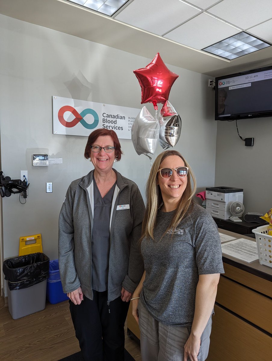 BounceRadio995's tweet photo. Michelle did her part at @CanadasLifeline, you can too!
Appointments still available this month, embrace the opportunity to give back to our community! 

Book a blood donation today!

Call 1 888 2 DONATE, Visit https://t.co/CeGXZrnsbG or
Get the GiveBlood app
@LifelineOntario https://t.co/PBjdwniHQ0