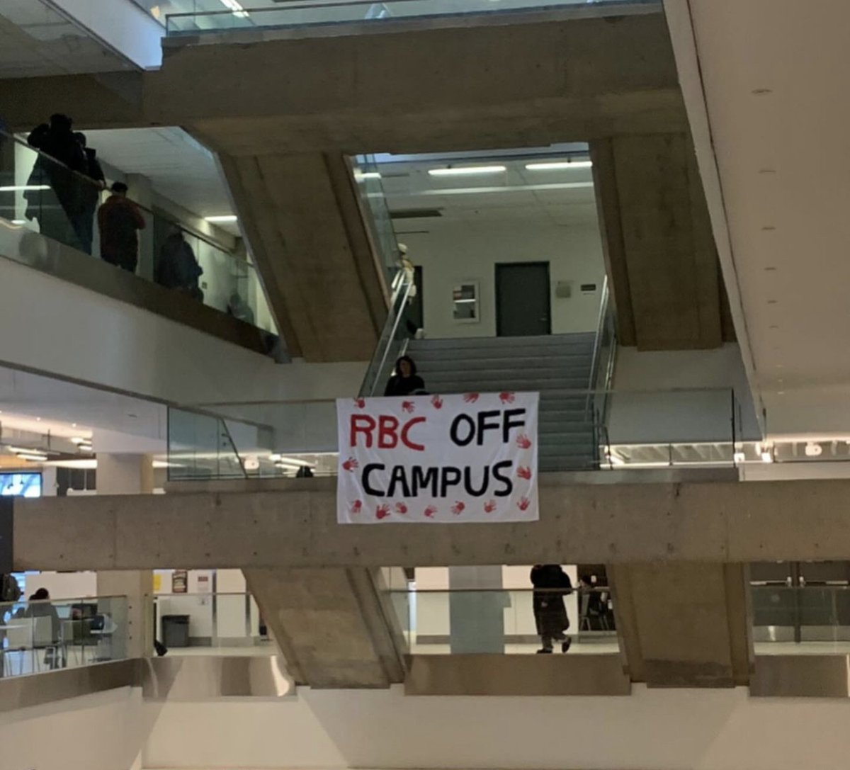 Students at the University of Alberta have dropped a banner calling for #RBCOffCampus! Students refuse to allow Canada's biggest funder of fossil fuels to continue business as usual on our campuses. @RBC divest and respect Indigenous rights!