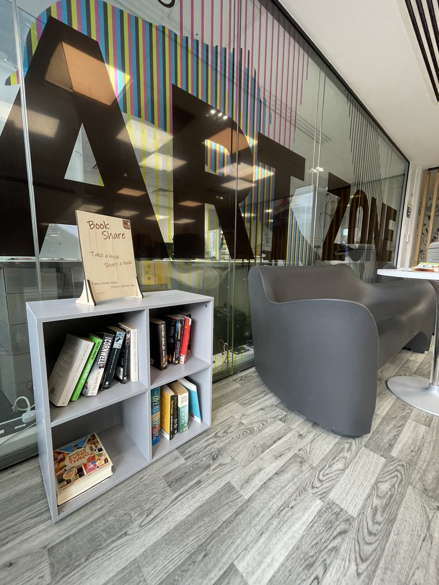 What’s everyone reading today? Any students without a book, pop by the smart zone book share. Take or share a book. Happy #WorldBookDay  @StaffsUni