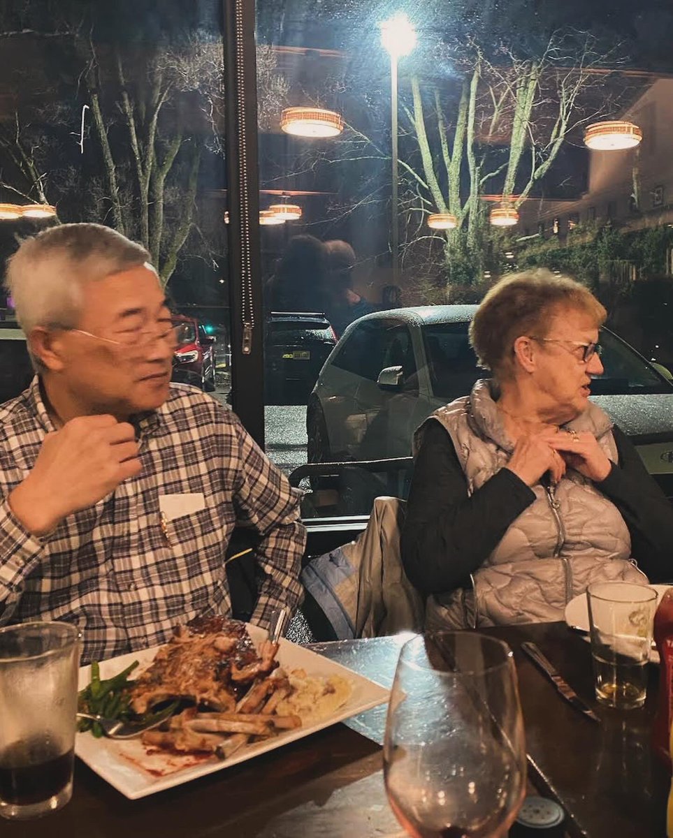 We had a great time at this month's Lefties at Lefty's! Breaking bread and saving Democracy-what could be better? Hope to see everyone on the 18th at Lost in Taste!