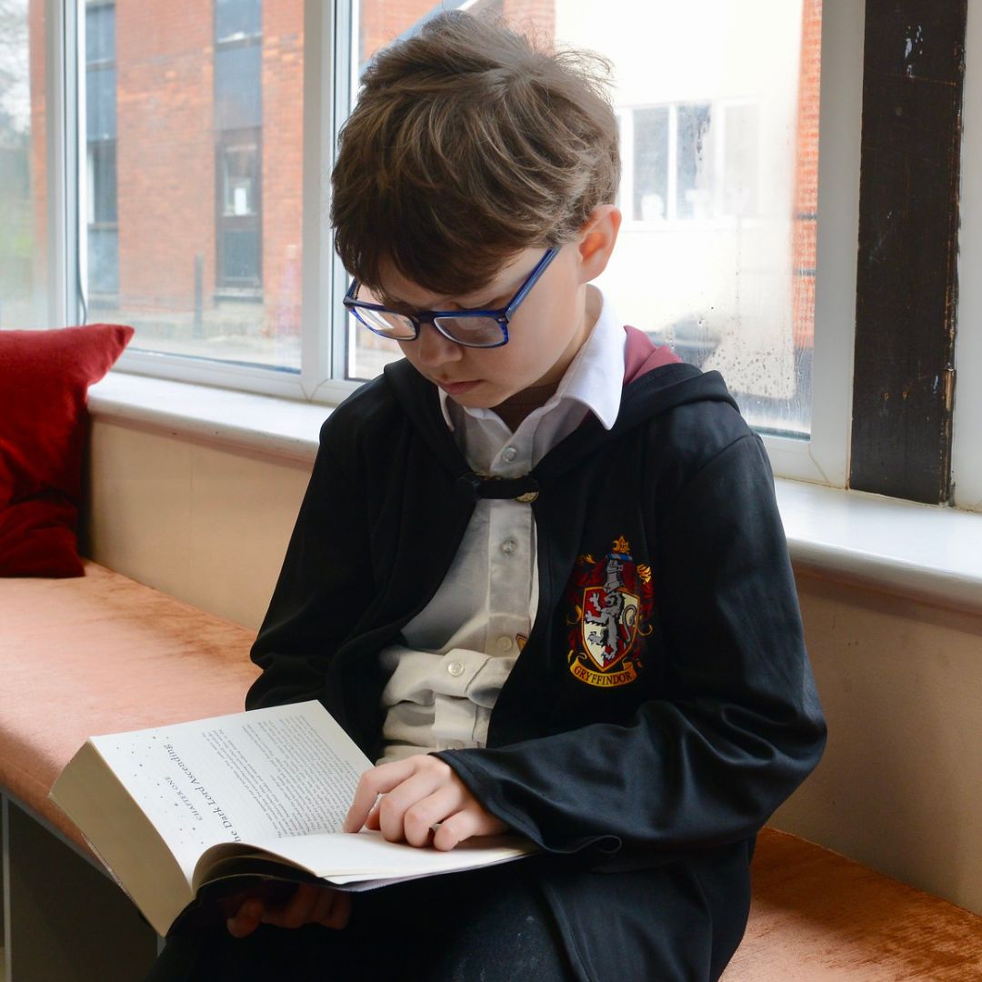 Our Prep School pupils let their imaginations run wild for #WorldBookDay as they transformed into iconic characters from their favourite books! 📚 It was brilliant day of imagination and creativity, with fantastic costumes from all!⭐️ Read more: framlinghamcollege.co.uk/latest-news/fr…