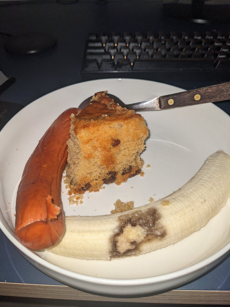 fishboxes's tweet image. Birthday dinner we are eating good.