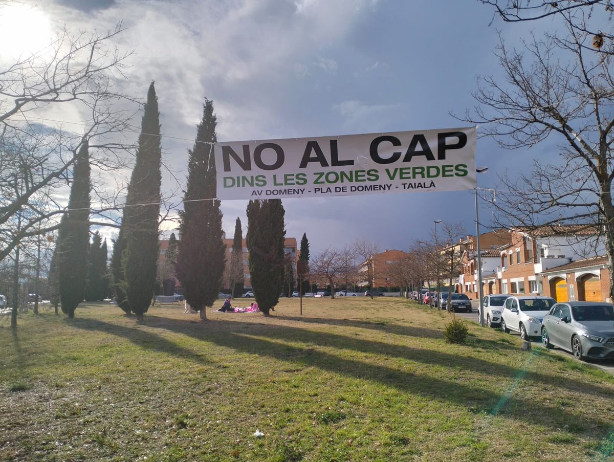 melus13455799's tweet photo. @Girona_Cat @sergicot @accioclima_gi Curiós que si es forma part del GiroNat (un projecte amb el suport de la Fundación Biodiversidad- Ministerio Transición Ecológica y el Reto Demográfico)d’altra banda, es vulgui destruir una zona verda a Domeny per fer un CAP quan hi ha altres terrenys municipals a prop per fer-lo https://t.co/1ONHepocFn