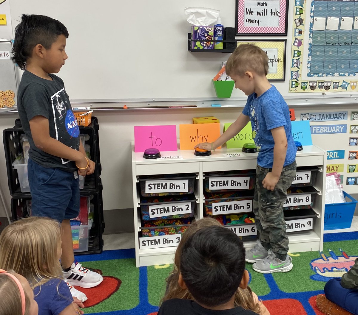 So much fun practicing our tricky words with sound buzzers! 🎉🖐🏻