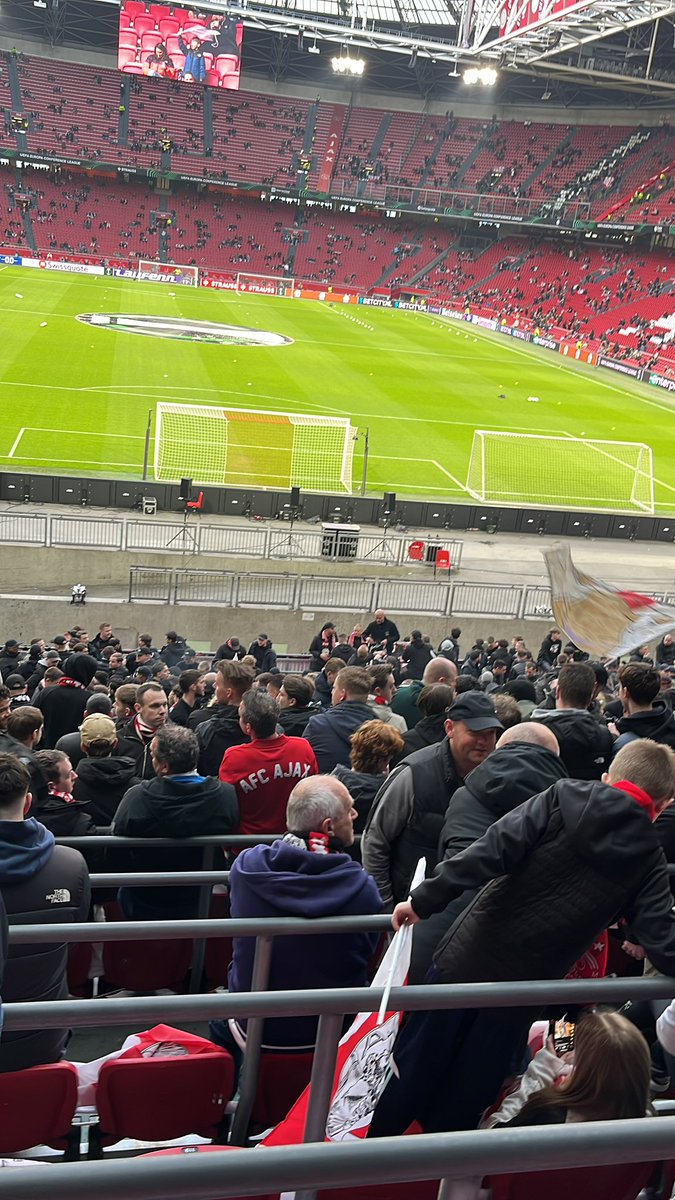 Robin__M87's tweet photo. Ajax - villa #ajavil #ConferenceLeague #zuid1 https://t.co/boKn55FLP1