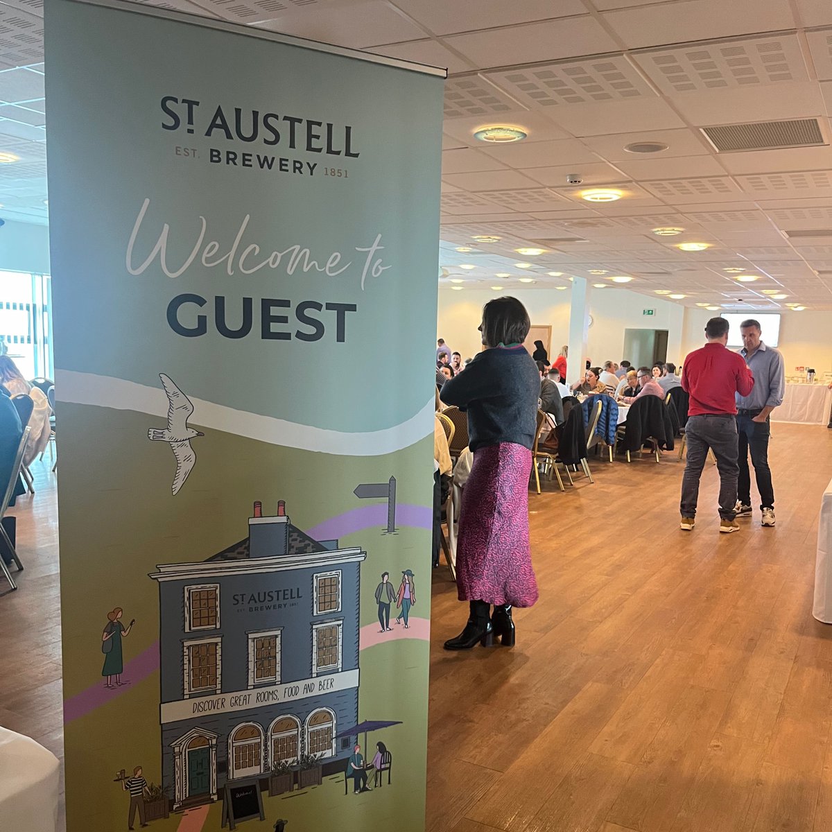 We have St Austell Brewery here today at Sandy Park in our Estuary Suite! 🙌 It's been a great opportunity for all suppliers from across the South West to meet 👊 #SandyPark #Events