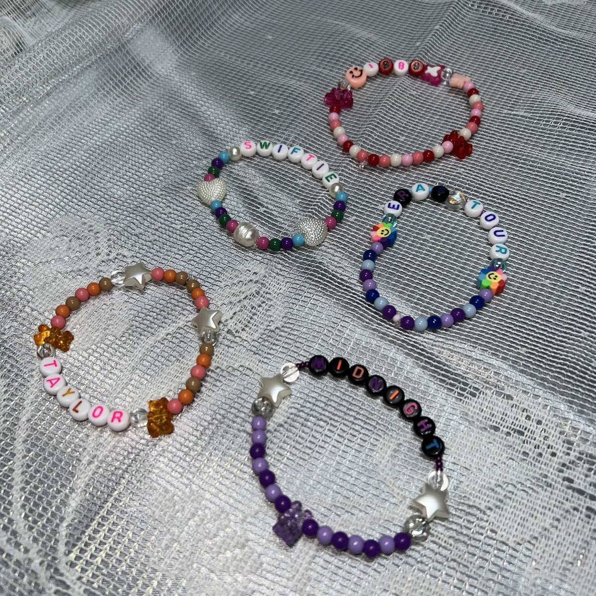 kidultarchive_'s tweet photo. going to the eras tour in singapore but don't have time to make your own friendship bracelets? i got you covered!! 

these friendship bracelets are available for purchase! selling at sgd 4 each! 

dm me to purchase 🫶🏻

#TaylorSwiftinSG https://t.co/9GmtByR95b
