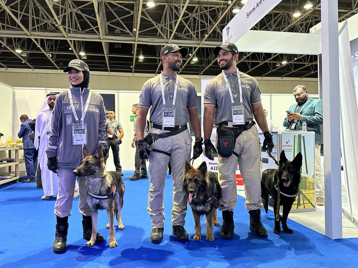 hkpoliceforce's tweet photo. World @PoliceSummit 2024—DAY3️⃣
🔵Building #ASaferWorld🌏
The 3-day summit—encompassing realms:
💡#Cybersecurity
💡#RoadSafety
💡#ChildProtection
💡#NextGenDrones
💡New tech for #K9 training
inspired 20K+🌏#LawEnforcement experts passionate about protecting our world on all fronts https://t.co/uW94UQp7yd