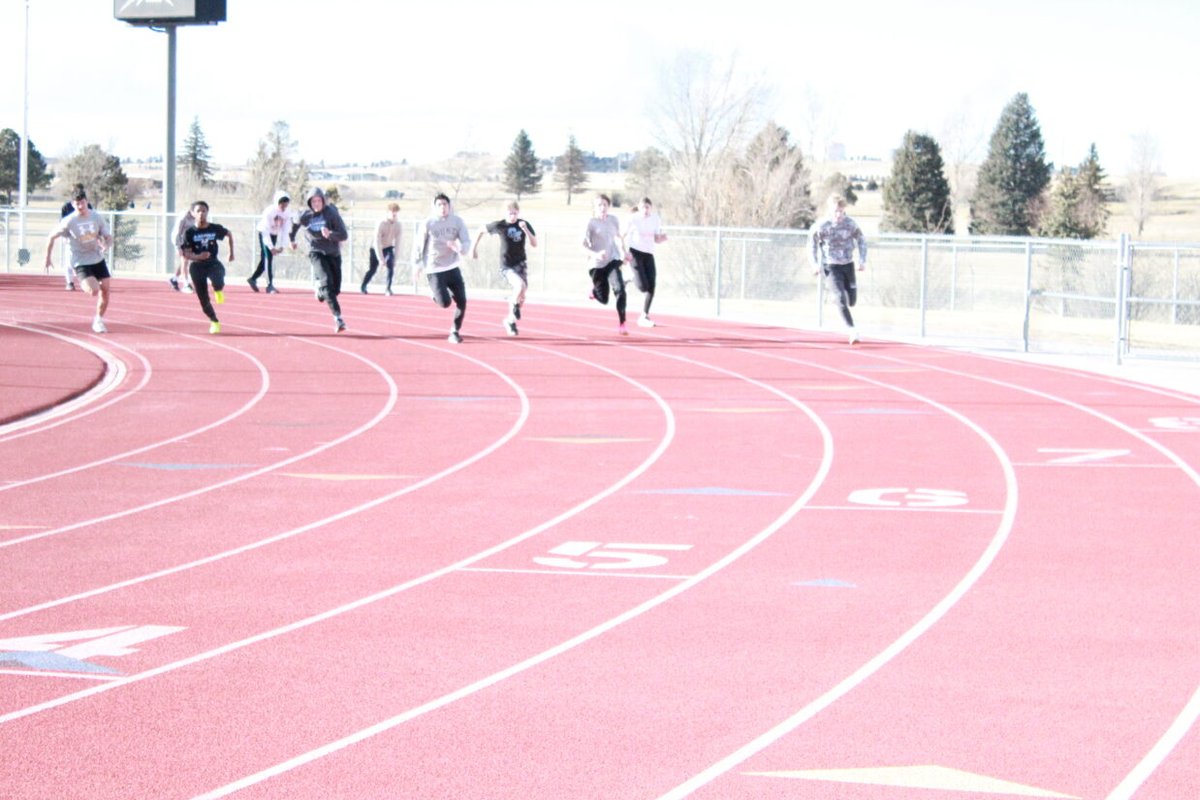 CheyenneEastOutdoorTrack tweet media