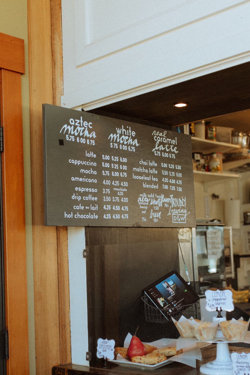 AirSpaethe's tweet photo. Imagine waking up and getting coffee every morning in a small costal city in Oregon 😍 https://t.co/6utXKZbl0P
