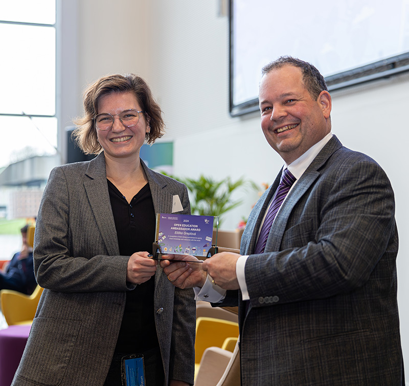 Congratulations to Eliška Greplová for receiving an Open Education Ambassador Award! The awards celebrated nine individuals at TU Delft (one from each faculty + QuTech) for their strong advocacy of inclusive education and sharing resources to make a positive impact on society.