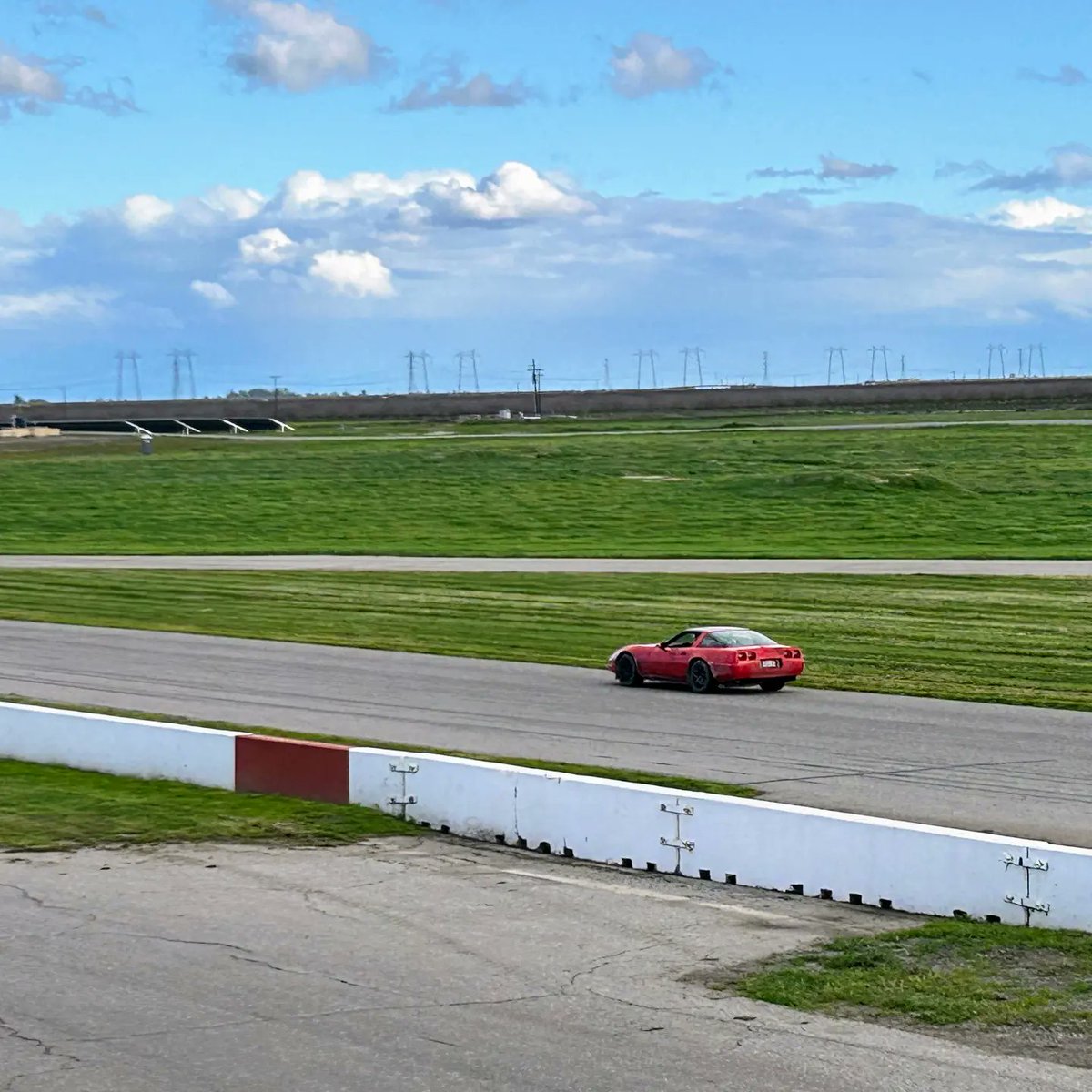 tehHotSauce's tweet photo. Buttonwillow Raceway Park (13CW) https://t.co/2uxNspKRI6