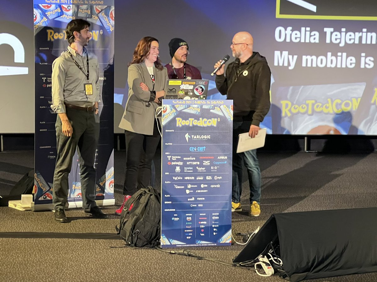 Seguimos con dos abogados (y buenos amigos) y un técnico :) <a href="/OfeTG/">Ofelia Tejerina</a> <a href="/pablofb/">Pablo F. Burgueño 🇪🇺</a> y <a href="/h3st4k3r/">h3st4k3r</a>