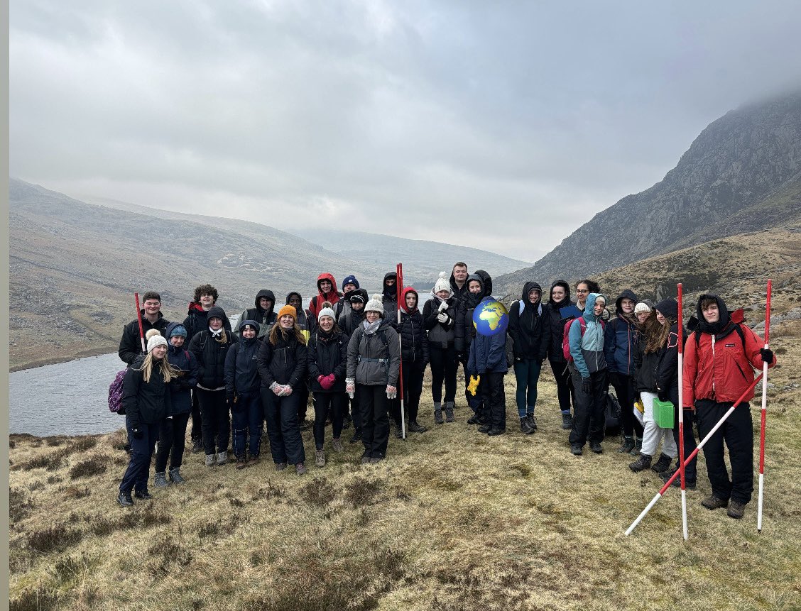 Geog on Tour 2024 🏔️ 🏴󠁧󠁢󠁷󠁬󠁳󠁿 Cwm Idwal