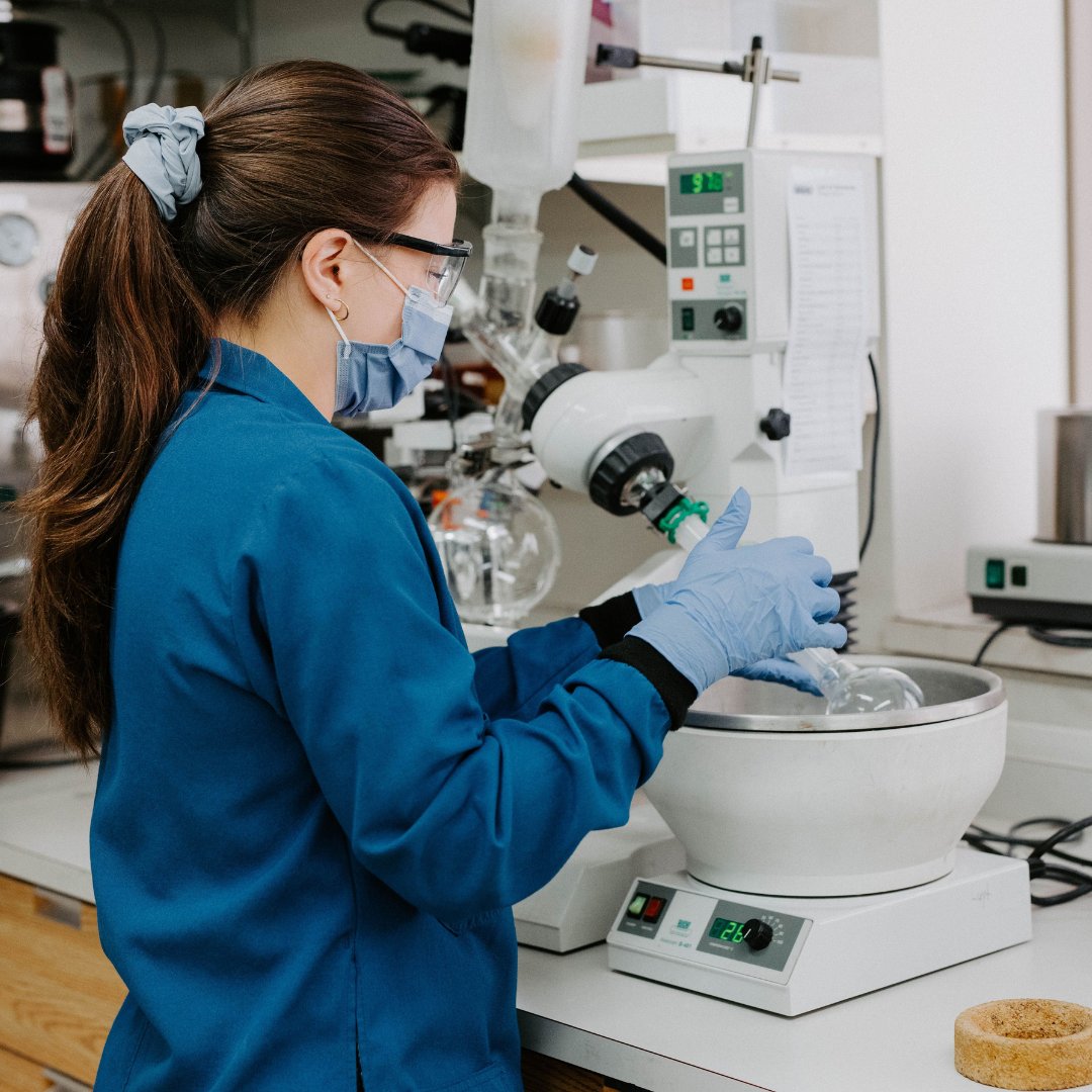 The Baker Centre for Pancreatic Cancer @LHSCCanada is continuously working towards improving treatment outcomes for patients with pancreatic cancer through innovative and pioneering research thanks to our generous donors. Learn more by visiting bit.ly/3ww2OOq