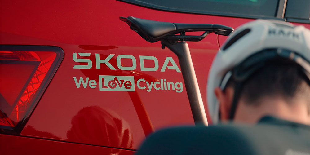 .<a href="/skodaweb/">ŠKODA</a> seguirá electrificando las flotas de las principales vueltas ciclistas
aegfanews.com/fabricantes/18…
#skoda #flotas #ciclismo