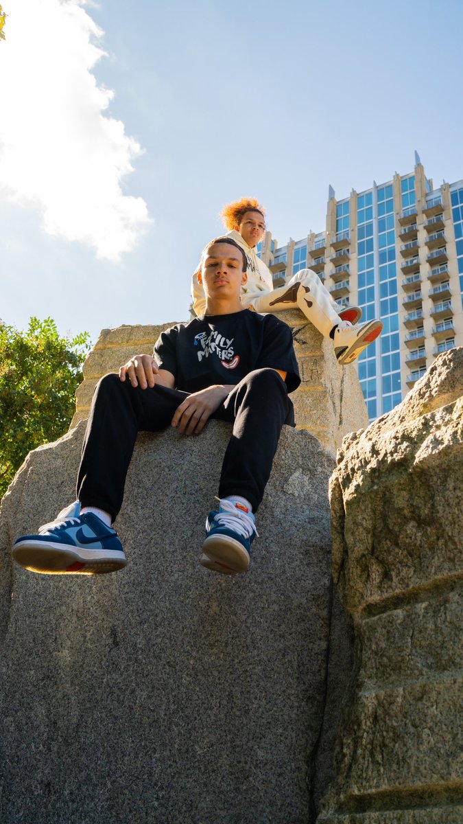 F4milyMatters's tweet photo. Merging Resilience and Style: The 'We Cry From Laughing' Collection combines comfort, sustainability, and a celebration of life's journey, from Charlotte, NC to streets worldwide. https://t.co/7LVwD3iaUn https://t.co/A70WcOyluC