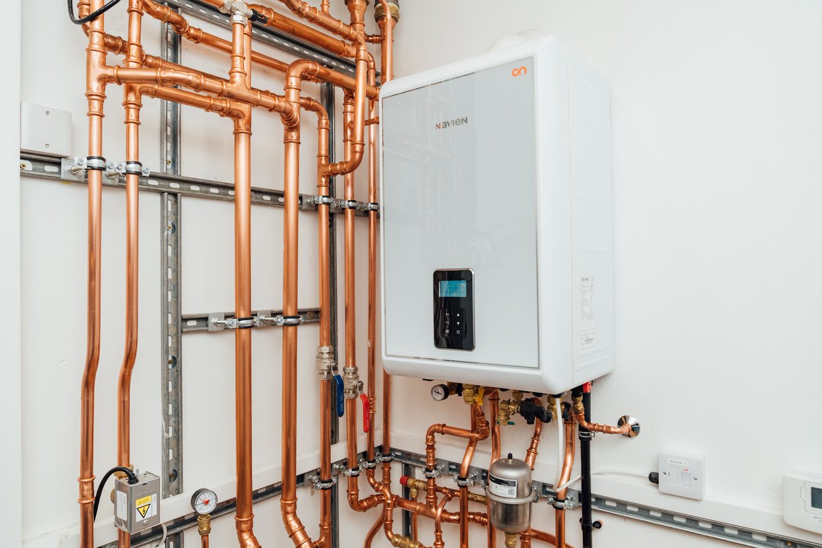 An installer created a bespoke heating system using our NCB700 ON Combi Crossover and an NPE Water Heater that’s cost-effective, energy efficient and suitable for larger installations.

Read more: navien.co.uk/products/