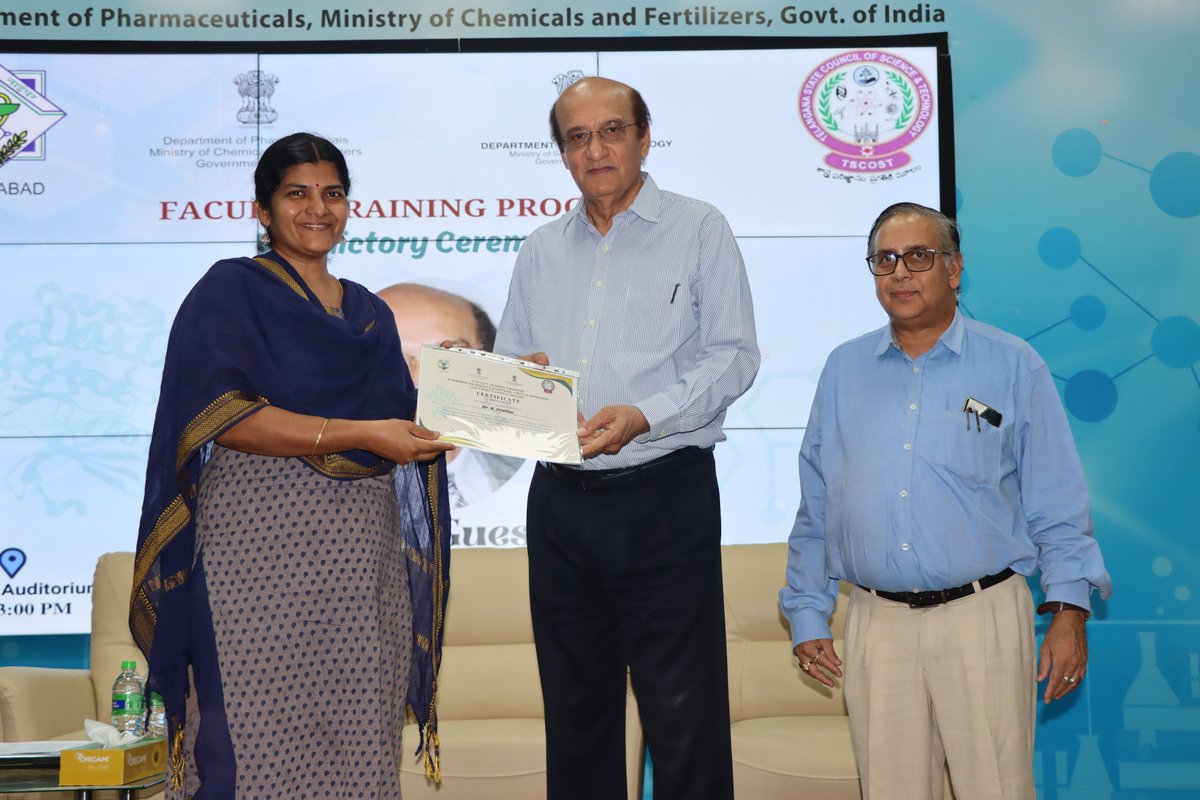 NIPERHyd's tweet photo. Glimpses of Valedictory and Certificate Award 📜🏅 Ceremony of  Faculty Training Program "Workshop on Molecular docking, Virtual screening, and Computational Biology" Organized by NIPER Hyderabad under #SVP Scheme of the @DBTIndia  coordinated by #TSCOST. @Pharmadept https://t.co/dvitAvKfbZ