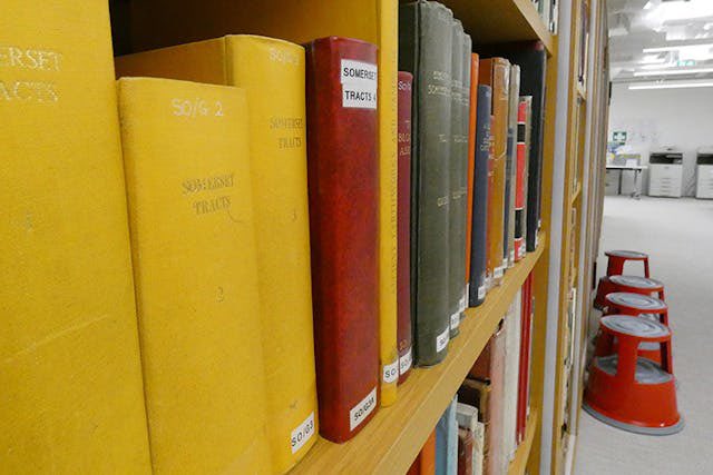 📚A small taste of the family history collections in our library for #WorldBookDay. Book a visit to explore more: sog.org.uk/research-hub/v… #WorldBookDay2024