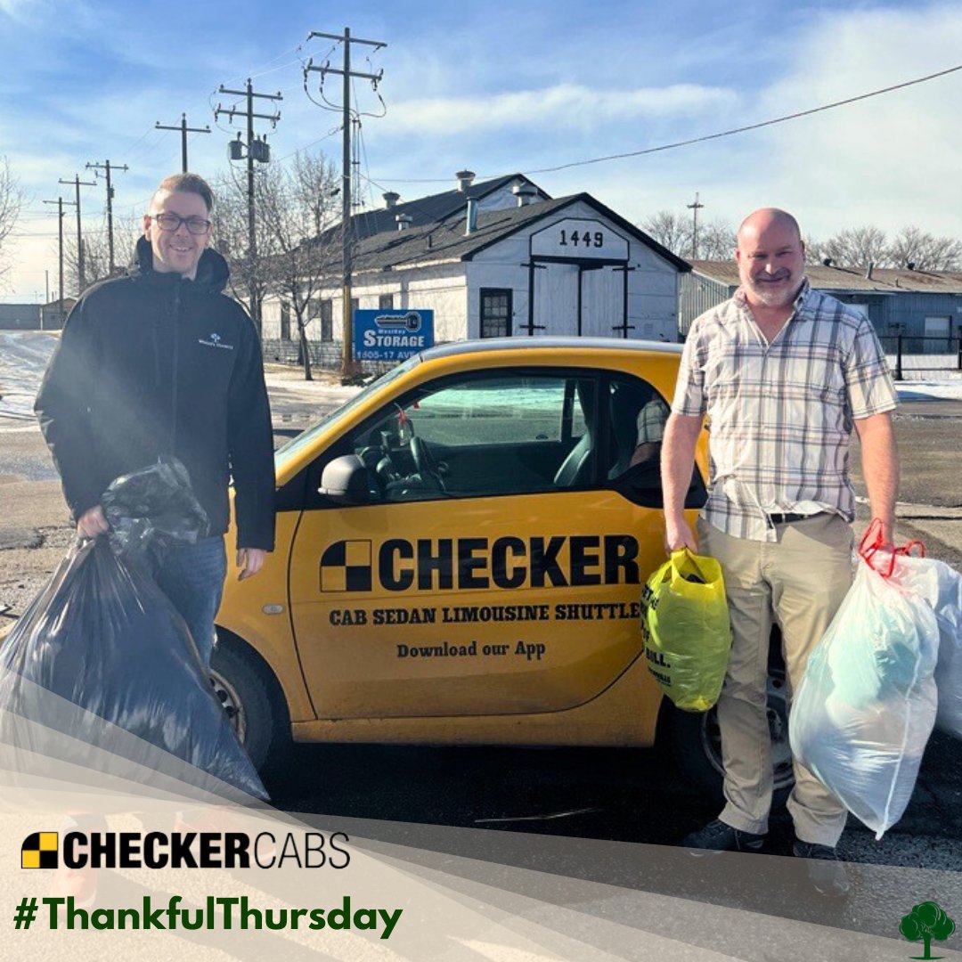 Even though we are approaching the first day of spring, #Calgary has been caught in a cold snap.🥶Fortunately, our friends at @CheckerYYC donated coats, blankets, mittens, hats, new socks, and sweatshirts to our Inglewood Opportunity Hub so that our clients can keep warm. Thank