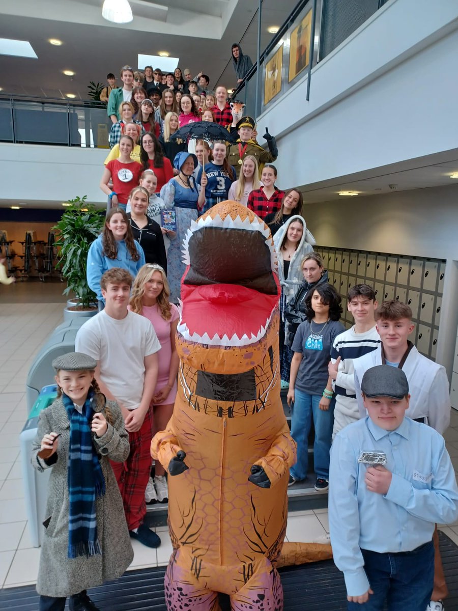 Wallace High English tweet media