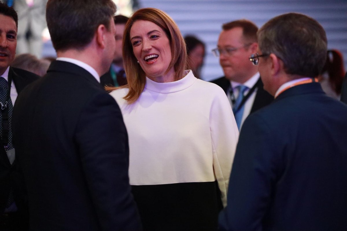Always glad to see @RobertaMetsola , a good friend of our country. In recent years, Moldova received enormous support from the European Parliament. We will make sure this support translates into our rapid and determined advancement towards the EU, where Moldova belongs.