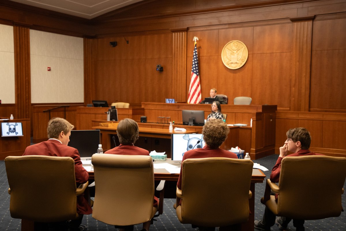 USDC_ALS's tweet photo. We recently welcomed UMS Wright students to participate in our Civil Discourse and Difficult Decisions program. They took on roles of attorneys and jurors, prepared with real lawyers, and presented arguments to Magistrate Judge Murray! https://t.co/m0z4hNRyeH