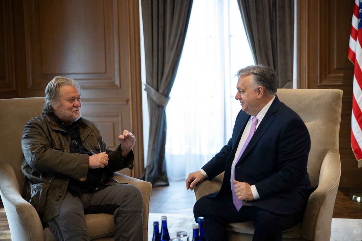 zoltanspox's tweet photo. 🇺🇸🤝🇭🇺@PM_ViktorOrban met with Steve Bannon, a well-known American media figure, political strategist, and former advisor to President @realDonaldTrump, at the Hungarian Embassy in Washington. The meeting underscored the continuous effort to strengthen the conservative dialogue and cooperation between Hungary and the United States.