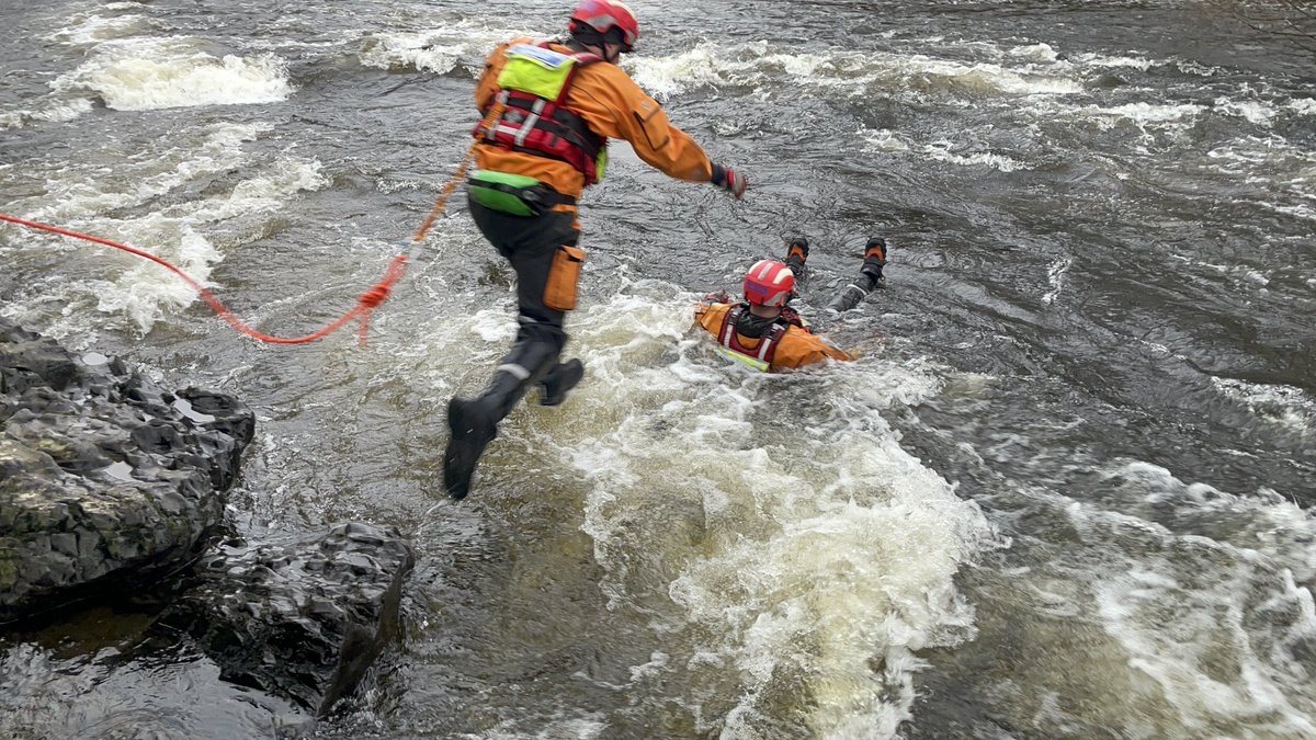 #volunteer rescue crew out today swift water rescue #training #hertfordshire #waterrescue