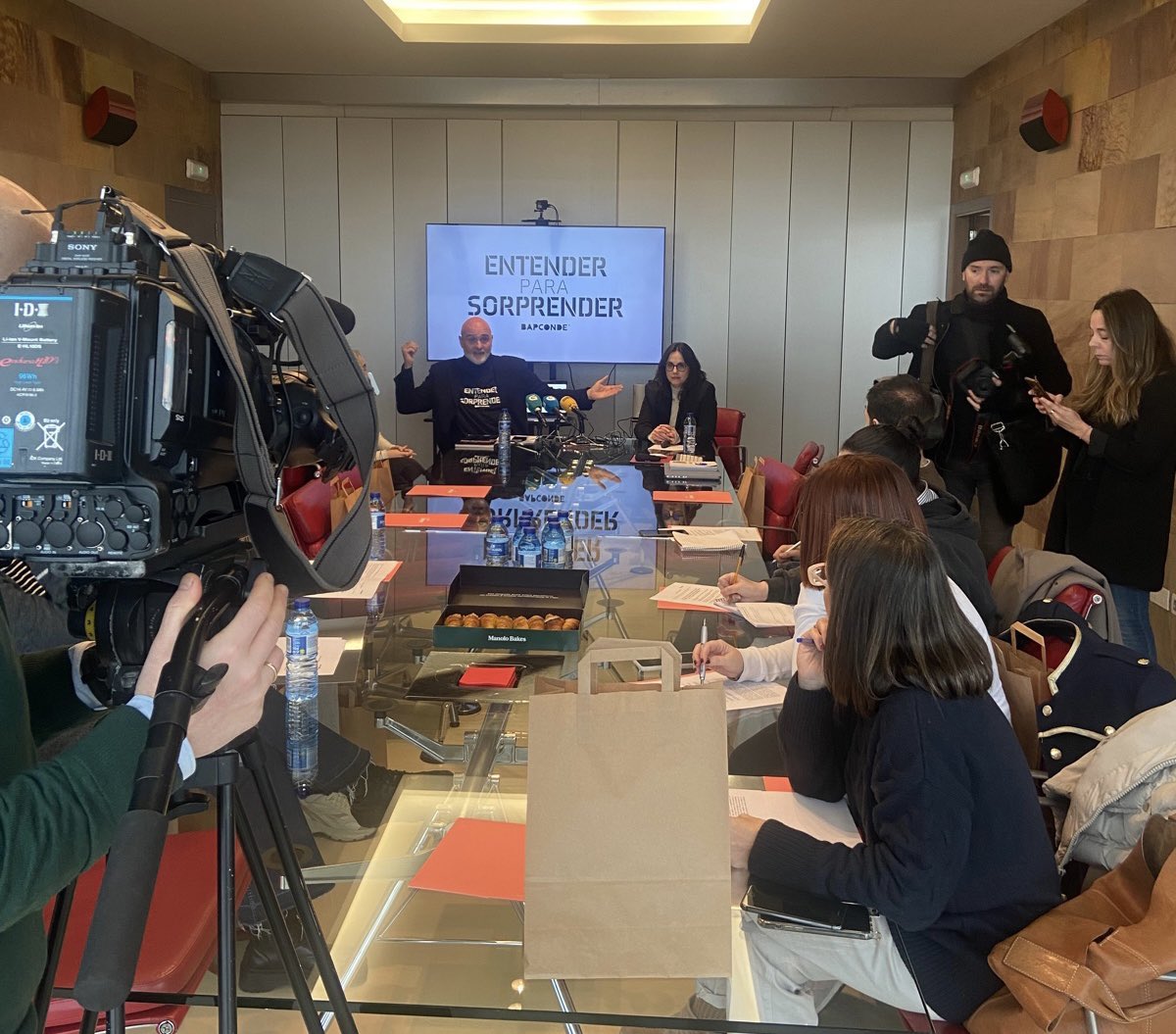 📰Ayer en la rueda de prensa por la presentación de nuestro nuevo #ObserBAPtorio, “Consumo en tiempos de inflación” ‼️

👉🏼Leelo aquí: bit.ly/3P6dBVS