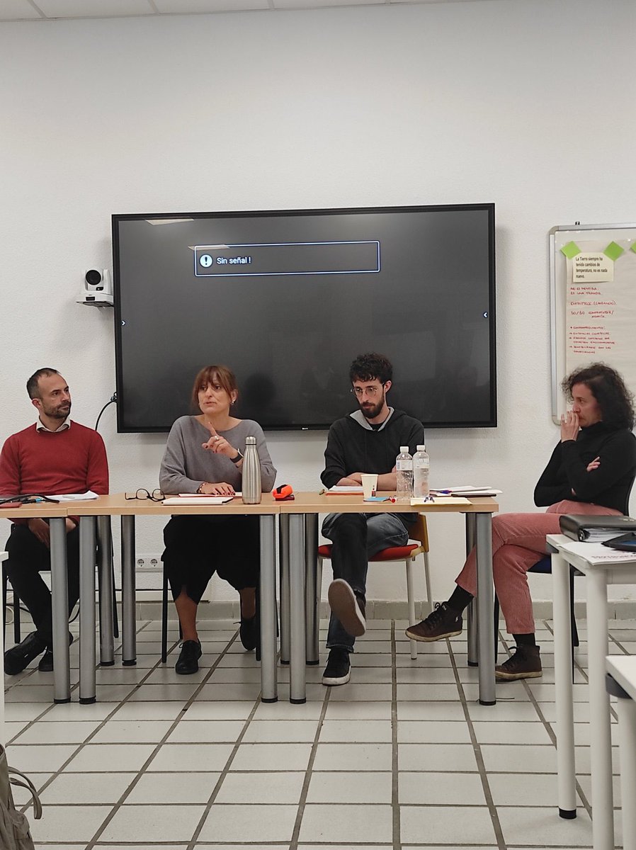 Gracias <a href="/salvamarra/">Salvatore Marra</a> <a href="/cgilnazionale/">CGIL Nazionale</a> y Romain Descottes <a href="/lacgtcommunique/">La CGT</a> por compartir experiencias en Italia y Francia frente a la ultraderecha y a <a href="/ameliamlobo/">Amelia M. Lobo</a> <a href="/rosaluxglobal/">Rosa Luxemburg Foundation</a> por el análisis de fascismo y feminismo!