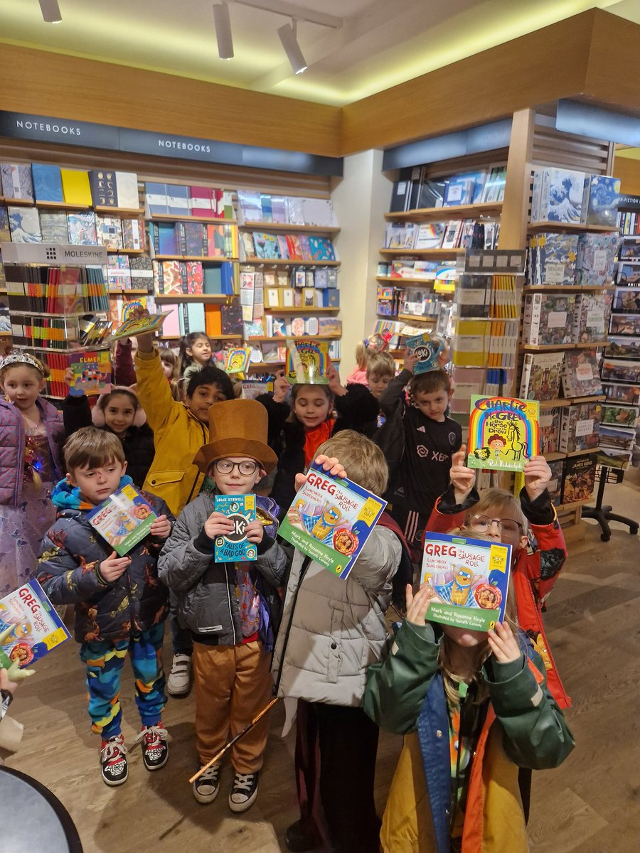 Fishergate had a wonderful time at Waterstones today for World Book Day! We loved the quiz and exchanging our book vouchers for a brand new book! <a href="/HaxbyRoad/">Haxby Road Academy</a> @WaterstonesYork Thank you!