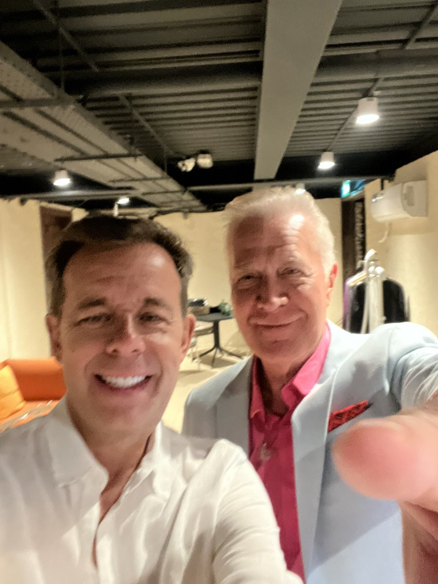 Always enjoy working with @ABCFRY here we are in Dubai last weekend @rewindfestival 💥🏖️