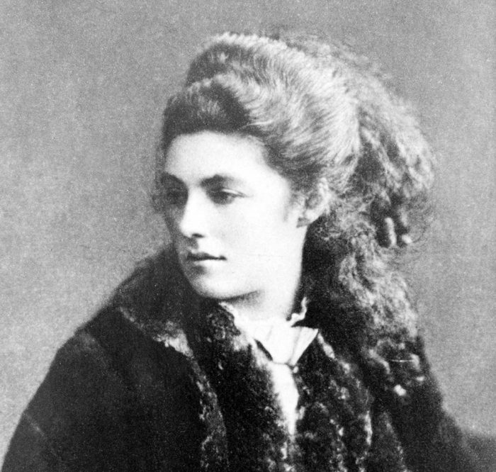ohiostatepress's tweet photo. Patricia Murphy explores how #MathildeBlind's poetry illuminated the disturbing plight of young women cast aside by unsympathetic contemporaries. #Victorians https://t.co/NqOOkuU9Yw @ProjectMUSE https://t.co/DXsqqIZ8c6