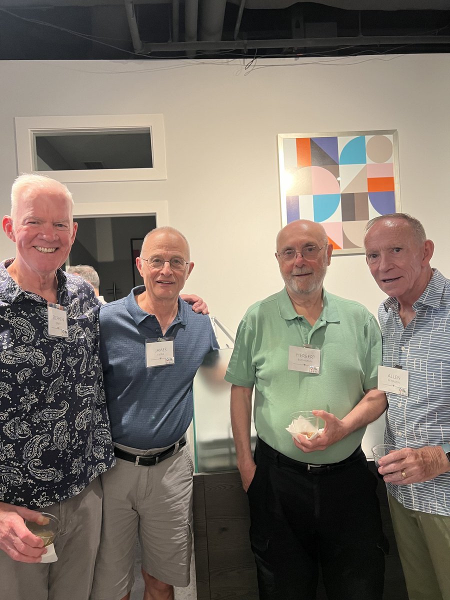 Holy Cross Health tweet media