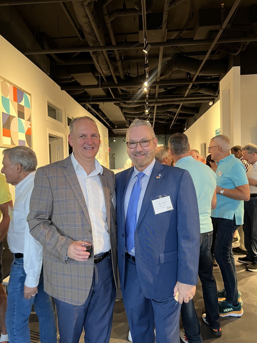 Holy Cross Health is honored to have hosted "How to Age in Place with Grace" on Tuesday, March 5th alongside the Our Fund Foundation! 

#HolyCrossHealth #TrinityHealth #LGBTQ #LGBTQHealth #Medical #Hospital #WiltonManors #OurFundFoundation