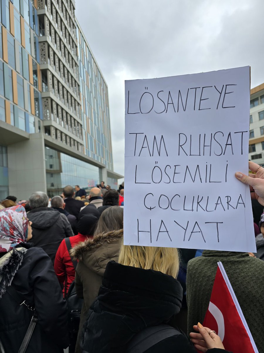 #LösanteyeTamRuhsat 
<a href="/losev1998/">LÖSEV</a>
Bu haklı mücadelemizden asla vazgeçmeyeceğiz ,umudumuzu kaybetmeyeceğiz🧡