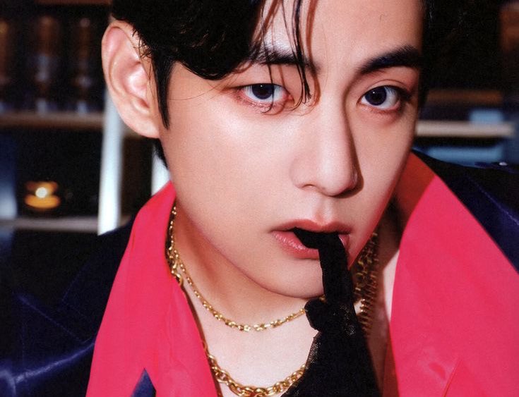 taeteluv_'s tweet photo. when taehyung just- https://t.co/CzNn4u62rl
