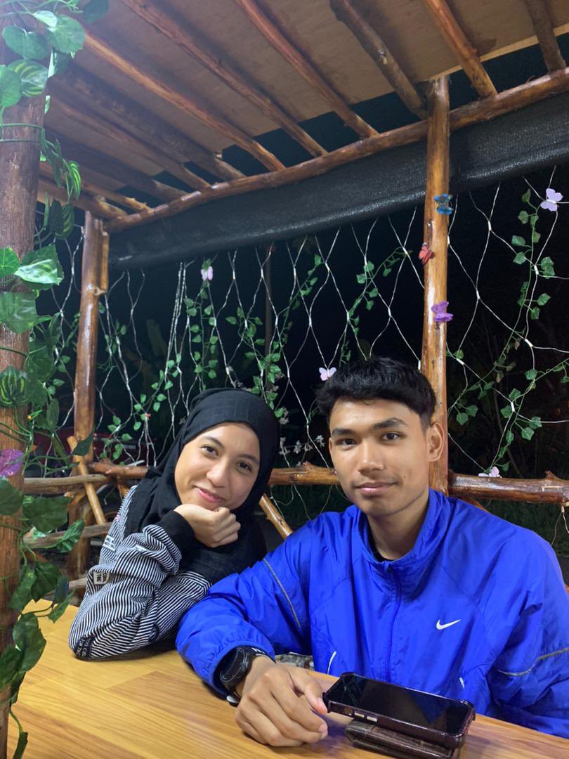 coalabearss's tweet photo. finally dreams come true ✨a special thanks to her because always be my backbone 🥰❤️ https://t.co/tke3WORt5o