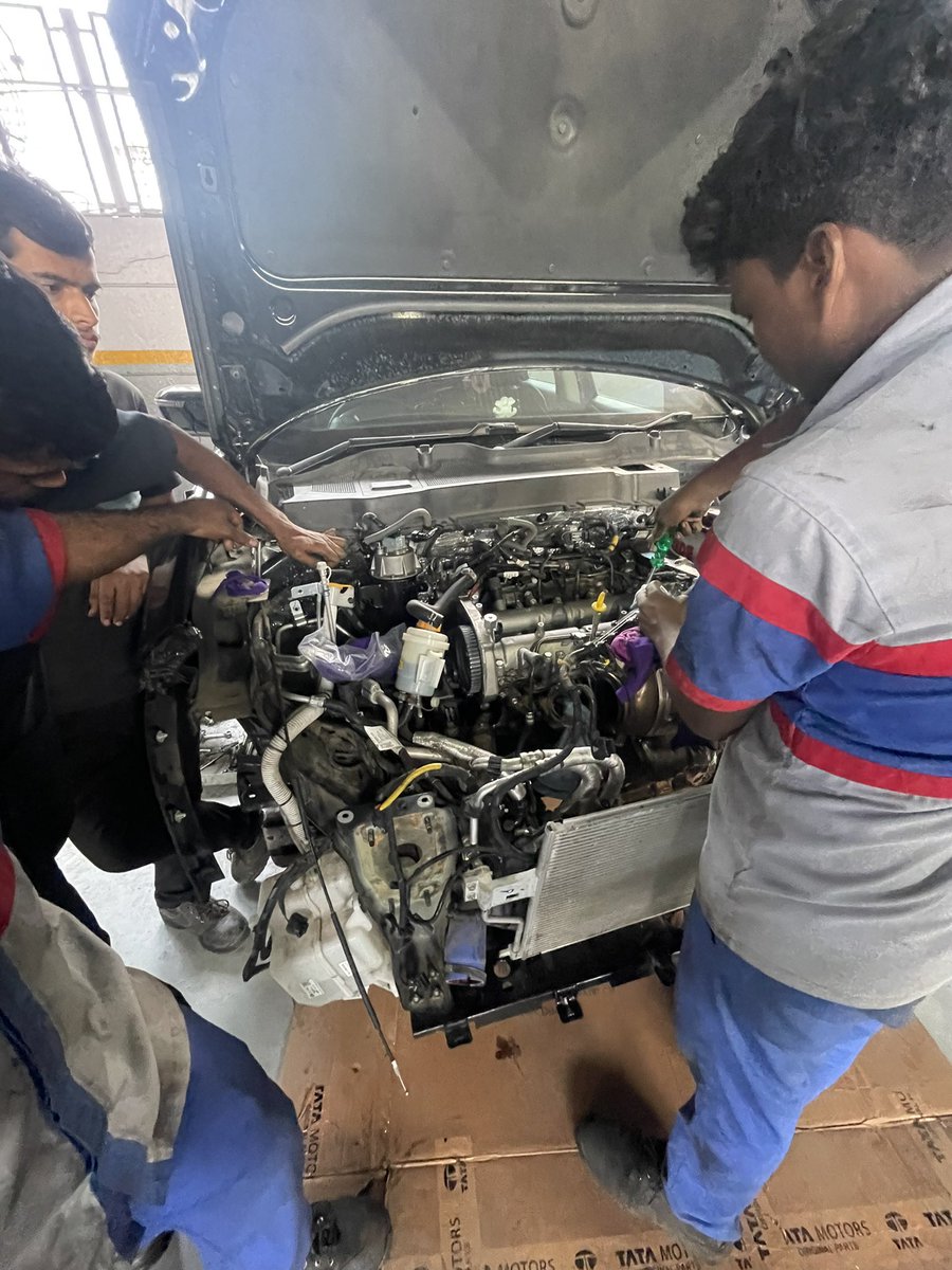 ramchikne's tweet photo. "Extremely disappointed with @TataMotors! My 6-month-old Tata Harrier suddenly stopped on the highway. It's been 10 days at the service center, and no one seems to care! My family's safety at risk. Unacceptable! #TataMotors #PoorService #SafetyFirst"
@RNTata2000 https://t.co/BxLL9LJqil